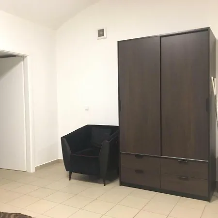 아파트 Central Basement *